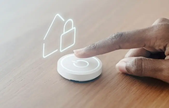 camera-de-vigilancia-com-vista-para-vibrante-cena-noturna-urbana-nas-luzes-brilhantes-da-cidade